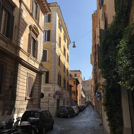 Le Finestre Sul Vaticano בית הארחה 3*