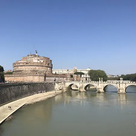 בית הארחה Le Finestre Sul Vaticano